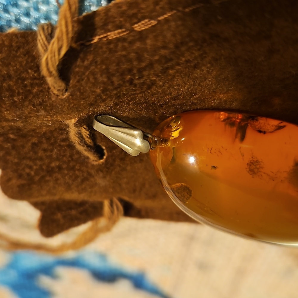 Vintage Baltic Amber Amulet Pendant - Picture 10 of 14